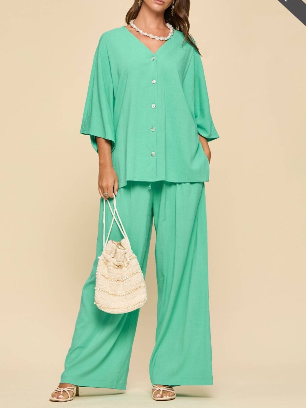 Elle Plus Emerald Escape Linen Set